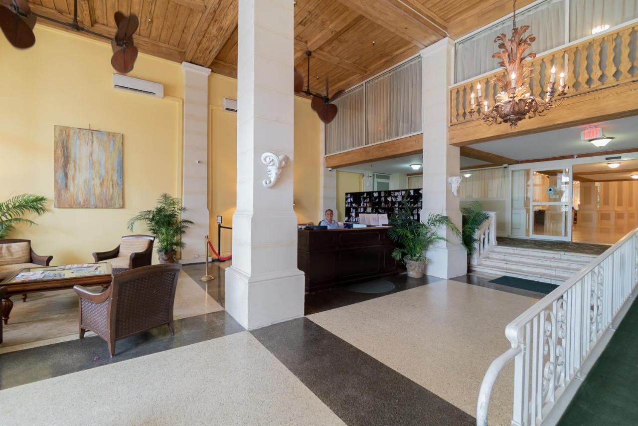 Palm Beach Island Condominiums 外观 照片